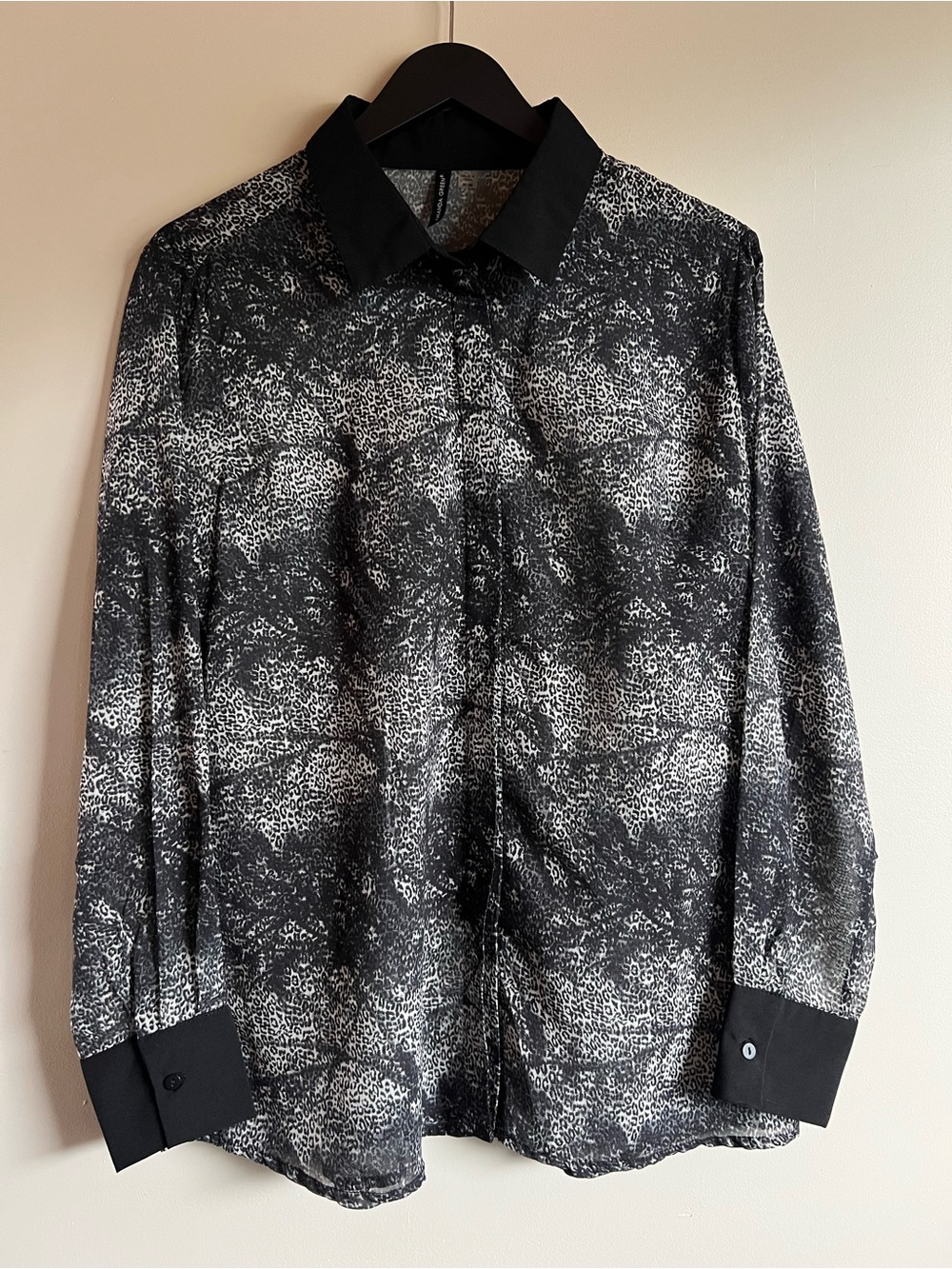 Amanda Green Sheer Animal Print Button Front Blouse Black Gray Medium